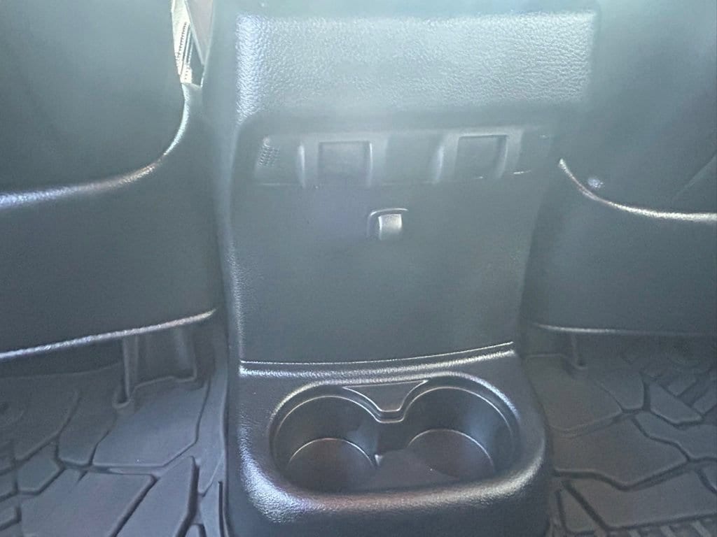 2015 Jeep Wrangler Unlimited Rubicon - Photo 19