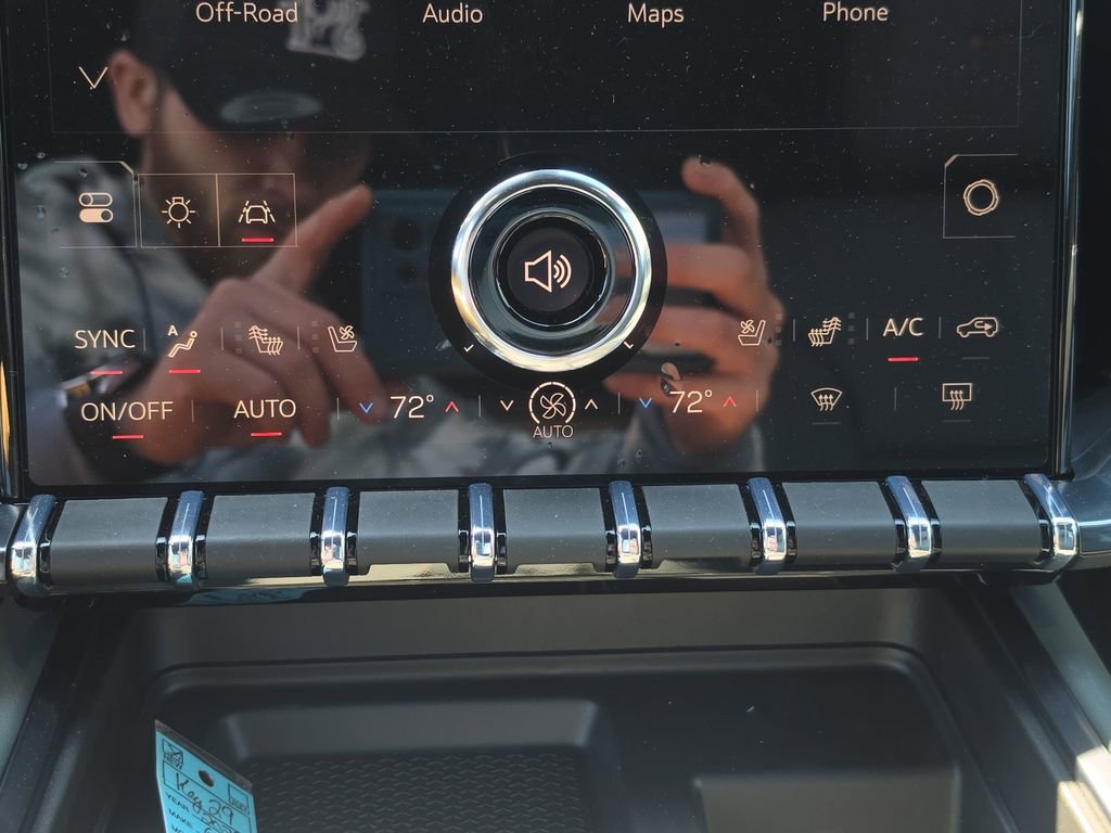 2026 GMC Acadia AT4 - Photo 20