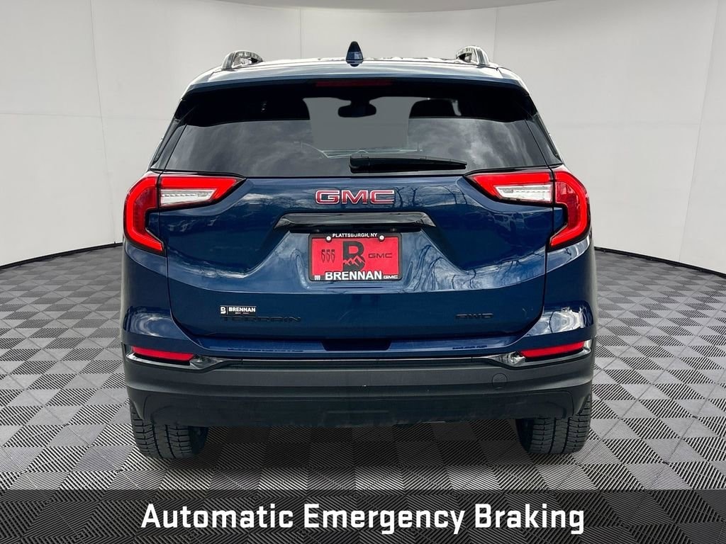 Used 2023 GMC Terrain SLE SUV