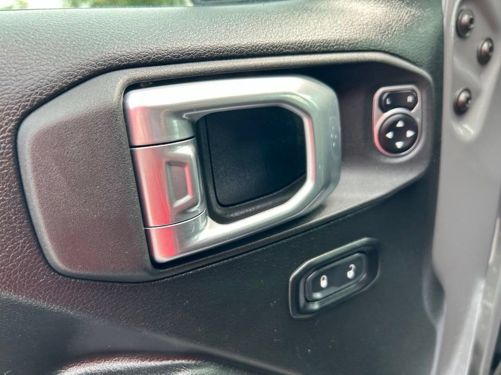 2020 Jeep Wrangler Willys - Photo 17