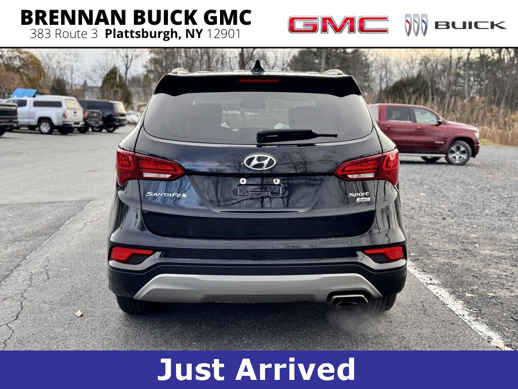 2017 Hyundai Santa Fe Sport photo 2