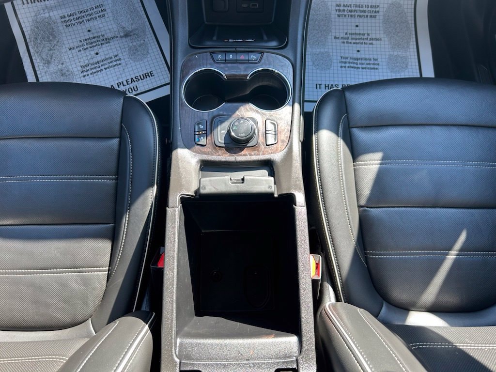 2023 GMC Acadia Denali - Photo 14