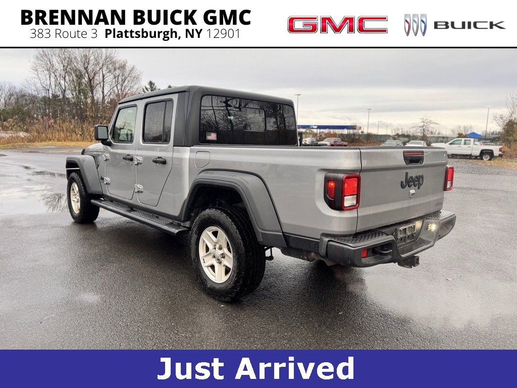 2020 Jeep Gladiator Sport S photo 3