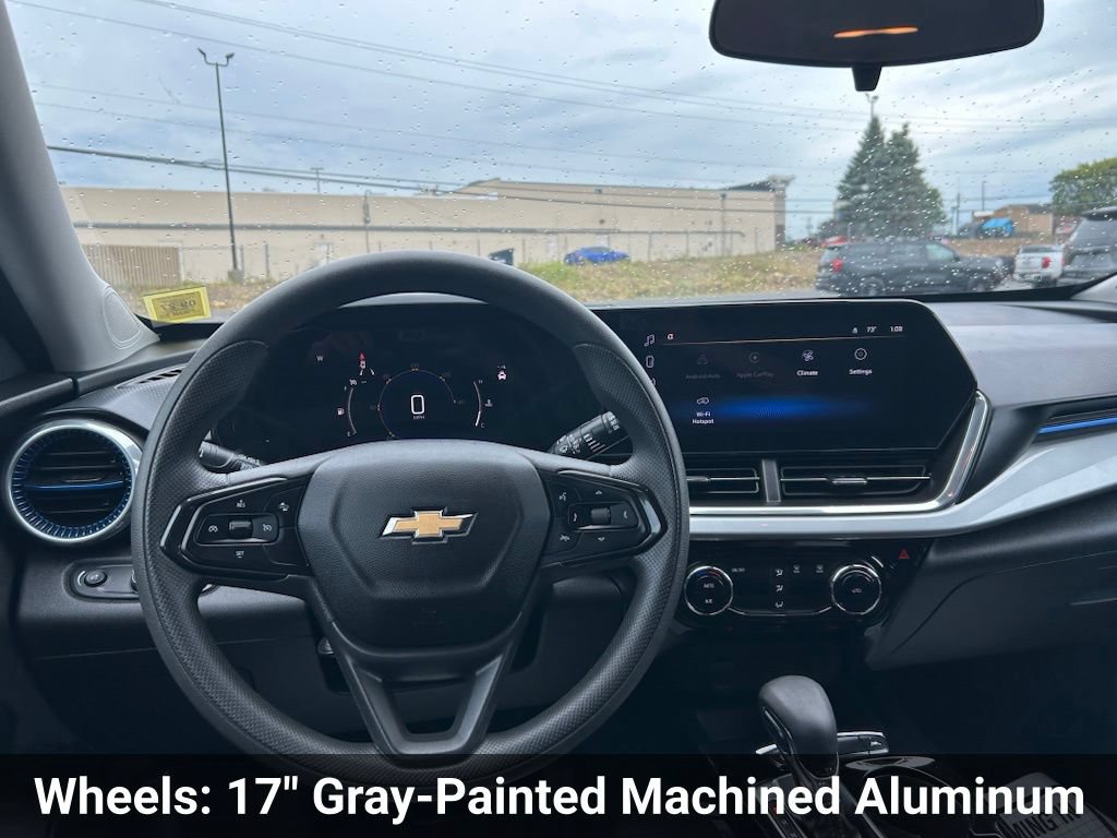 2024 Chevrolet Trax LT - Photo 11