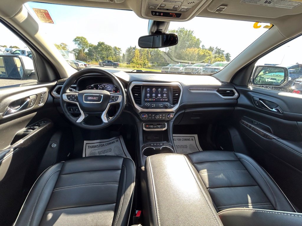 2023 GMC Acadia Denali - Photo 15