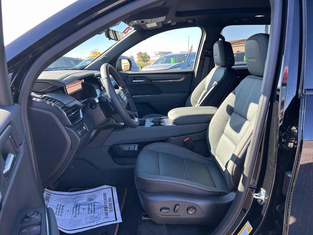 2027 GMC Acadia AT4 - Photo 9
