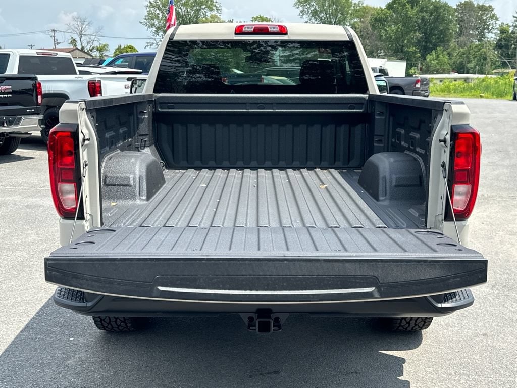 2026 GMC Sierra 1500 Pro - Photo 17