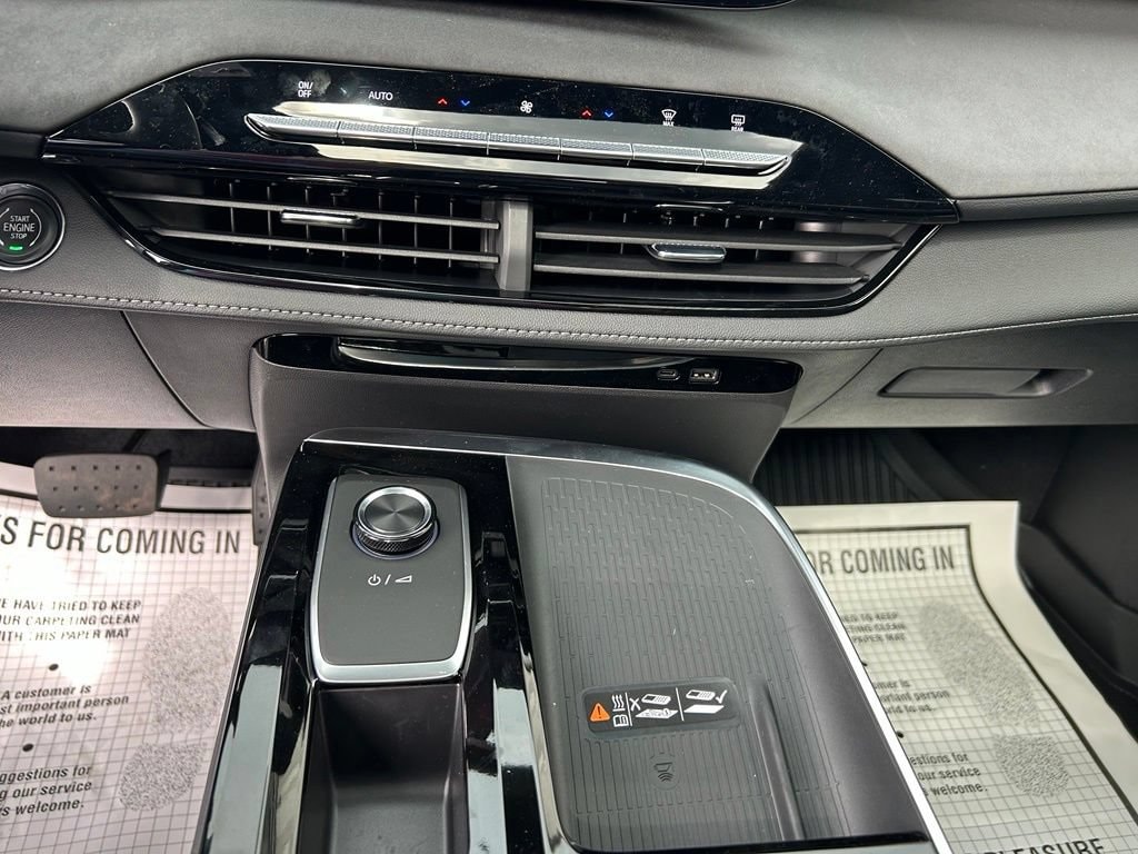 2027 Buick Enclave Sport Touring - Photo 11