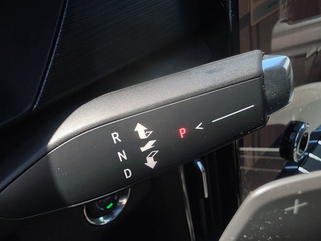 2026 GMC Acadia AT4 - Photo 25