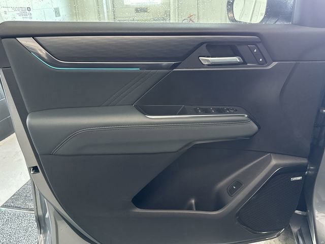 2026 GMC Acadia AT4 - Photo 24