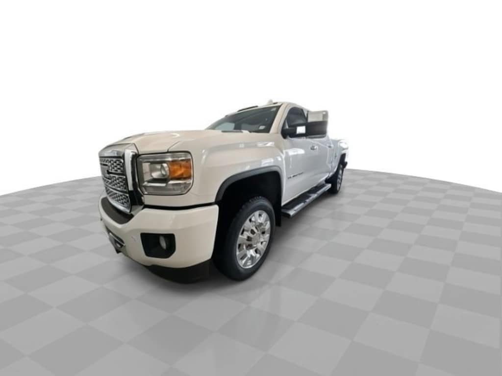 Used 2019 GMC Sierra 2500 HD Denali Truck