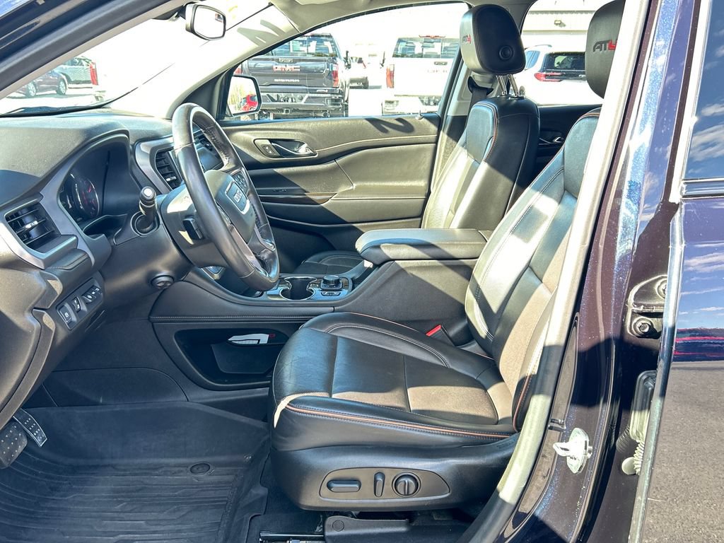 2022 GMC Acadia AT4 - Photo 9