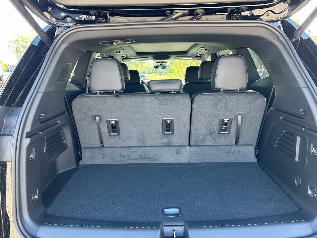 2027 GMC Acadia AT4 - Photo 21