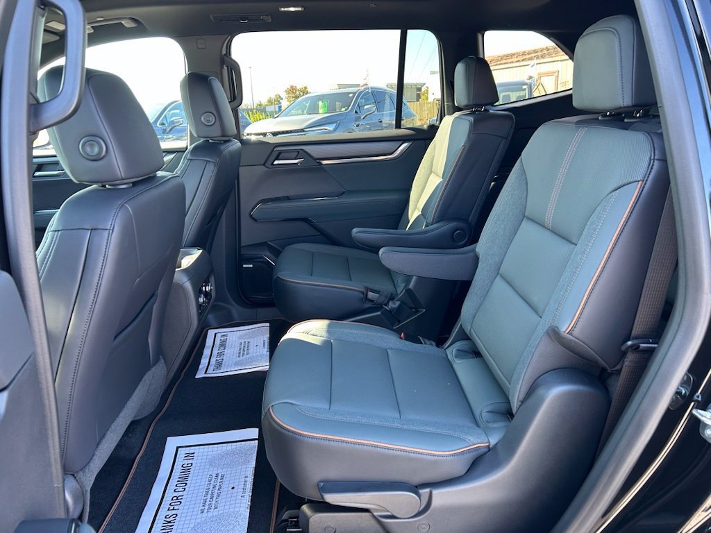 2027 GMC Acadia AT4 - Photo 18