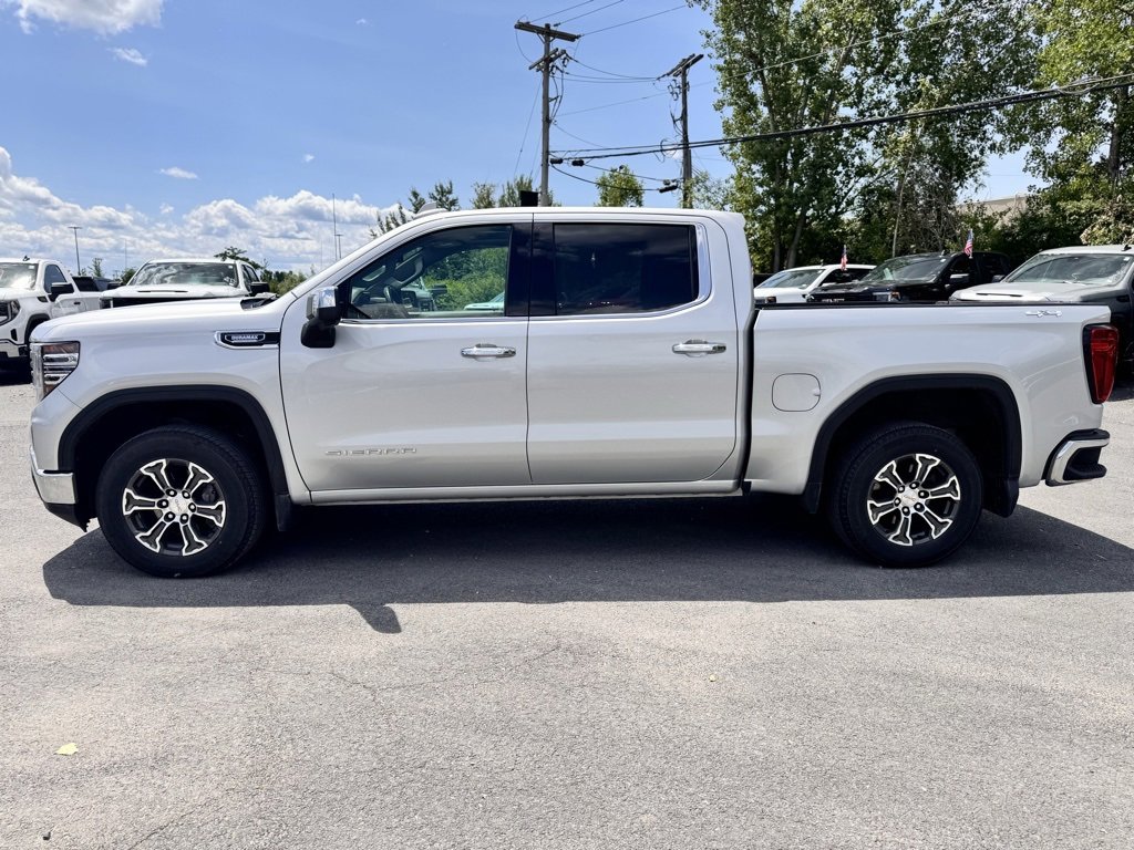 2022 Gmc Sierra 1500 SLT photo 2