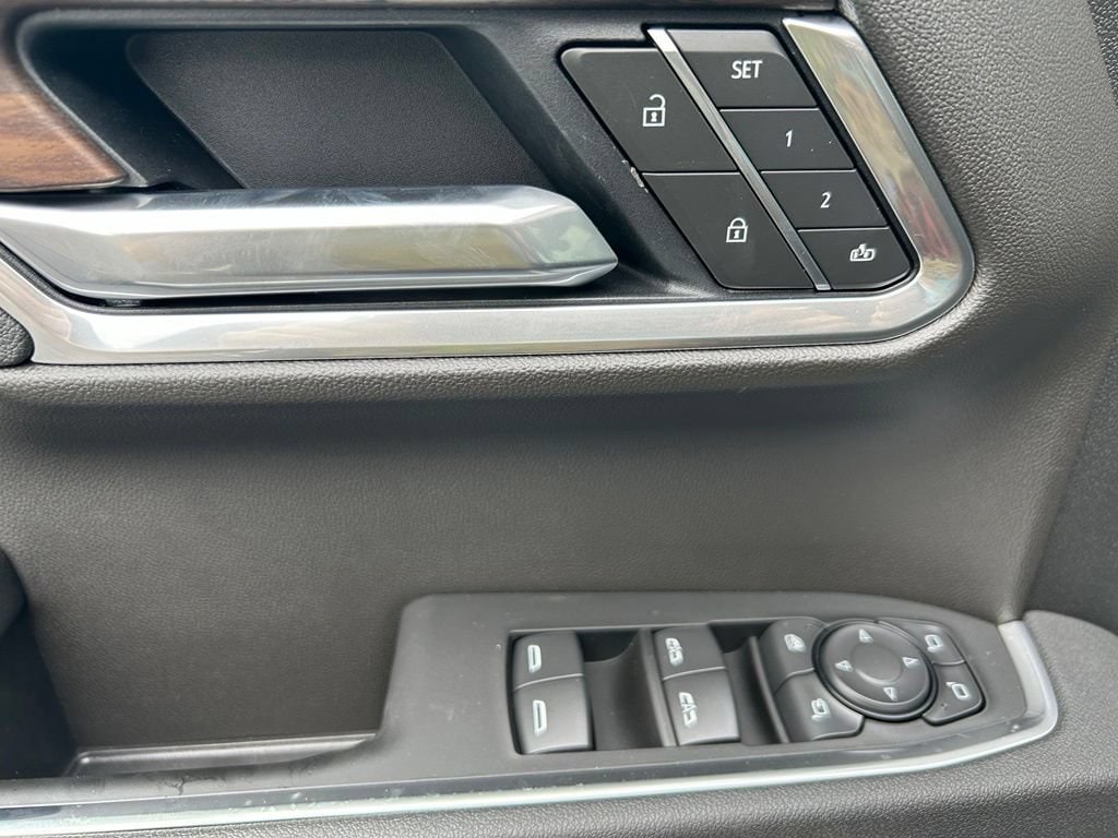 2026 GMC Sierra 1500 SLT - Photo 17