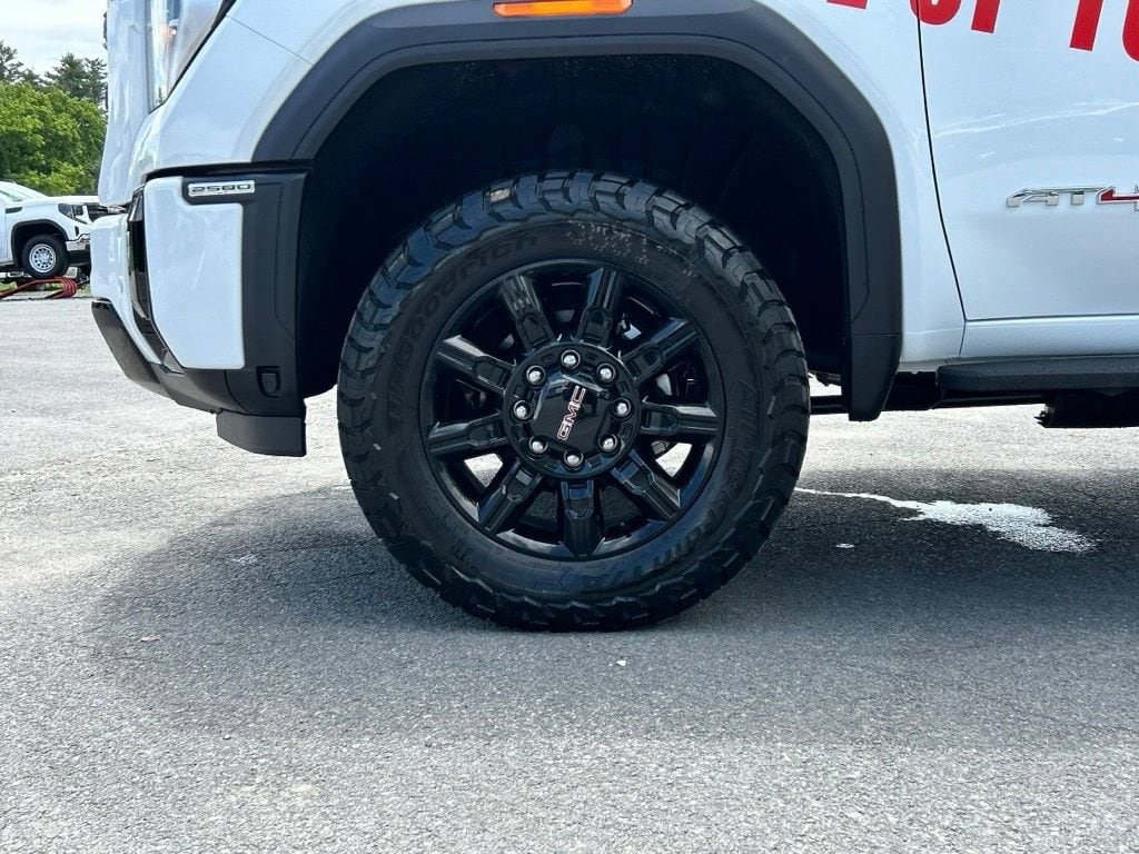 2026 GMC Sierra 2500HD AT4 - Photo 26