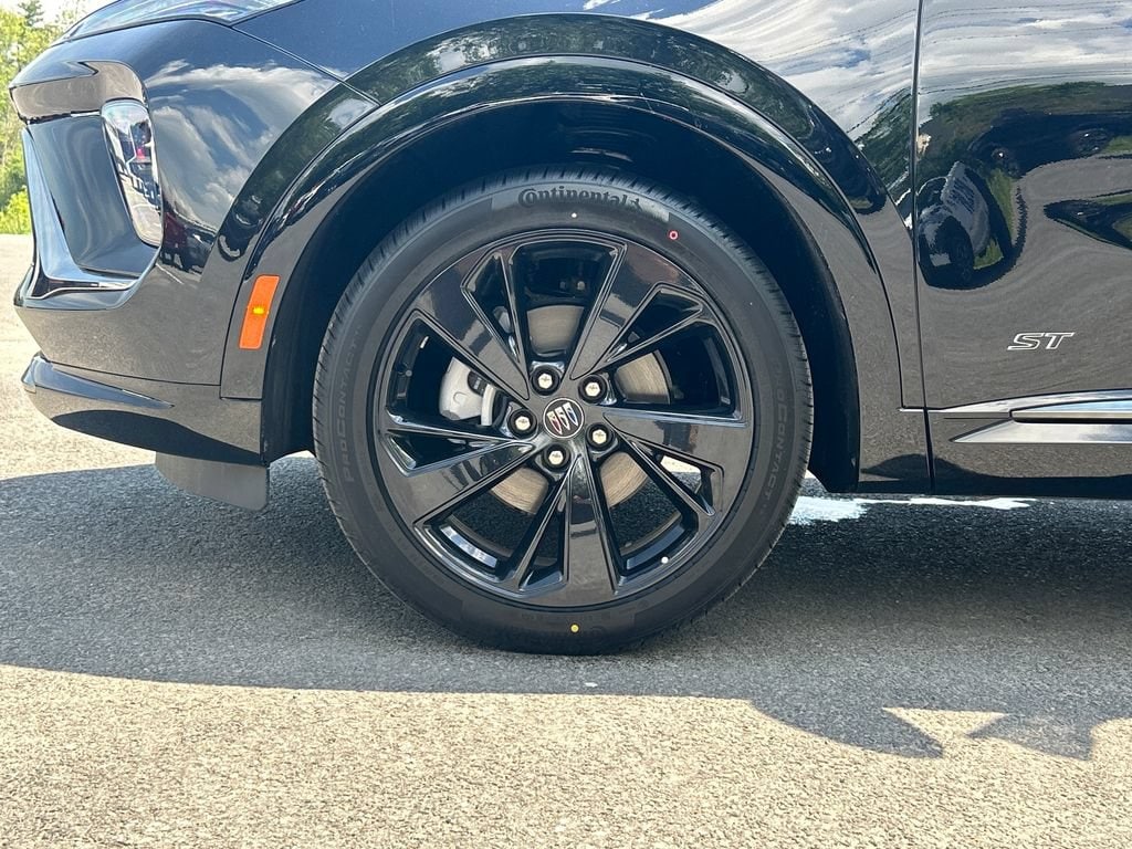 2026 Buick Envision Sport Touring - Photo 31