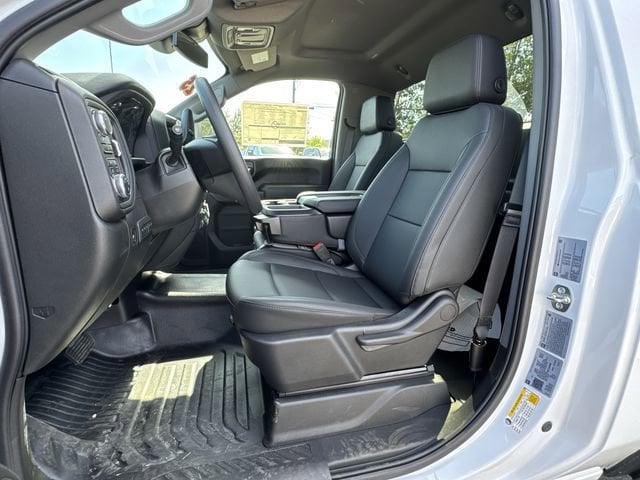 2025 GMC Sierra 2500HD Pro - Photo 18