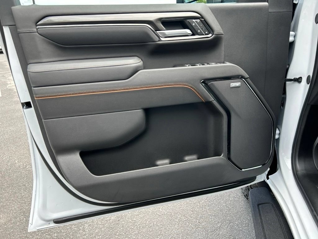 2026 GMC Sierra 2500HD AT4 - Photo 10