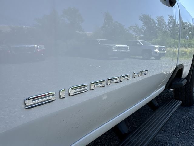 2025 GMC Sierra 3500HD Pro - Photo 28