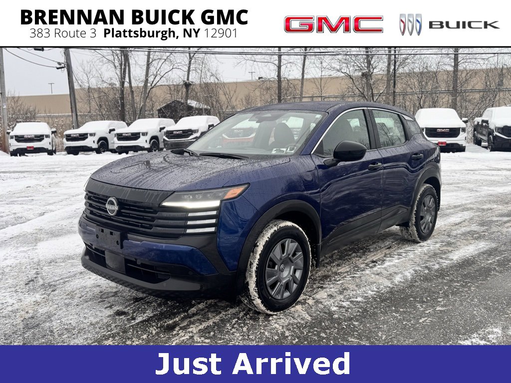 2025 Nissan Kicks S AWD's photo