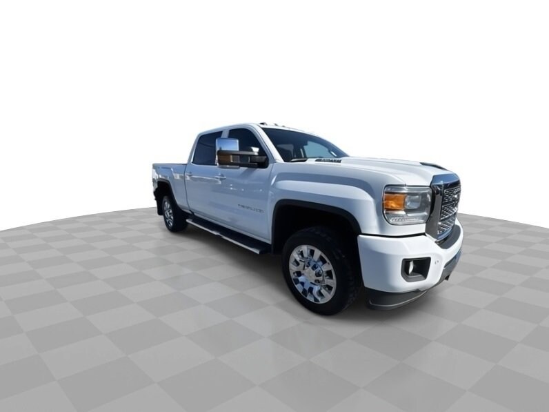 2019 Gmc Sierra 2500 HD Denali photo 2