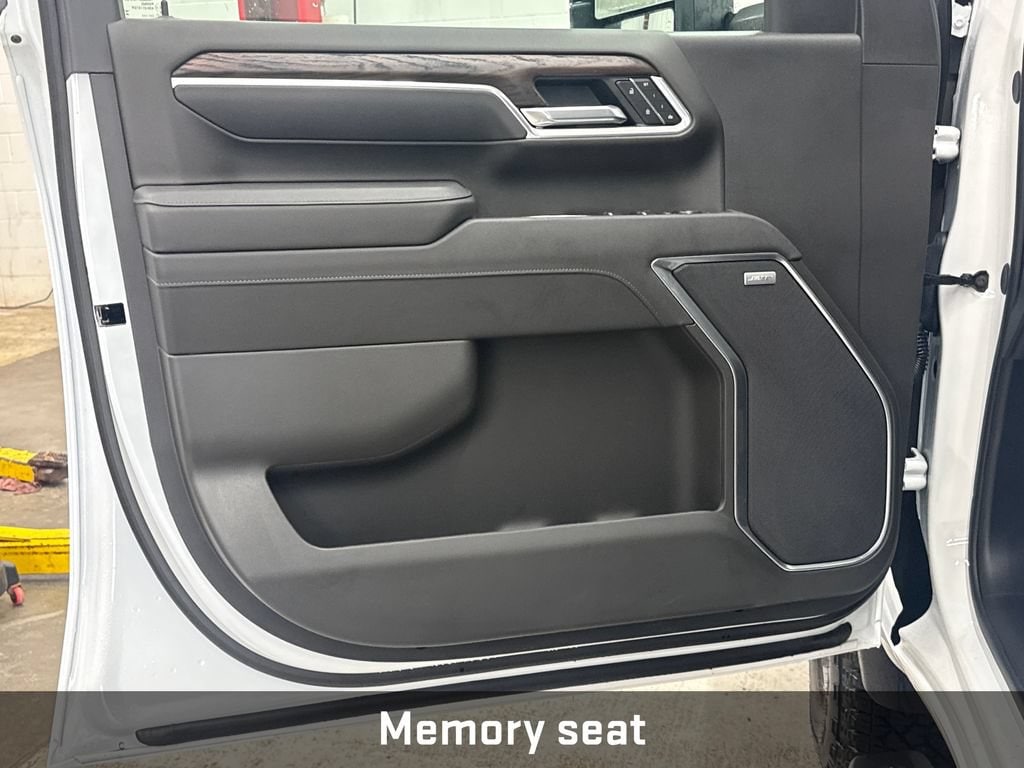 2026 GMC Sierra 2500HD SLT - Photo 15