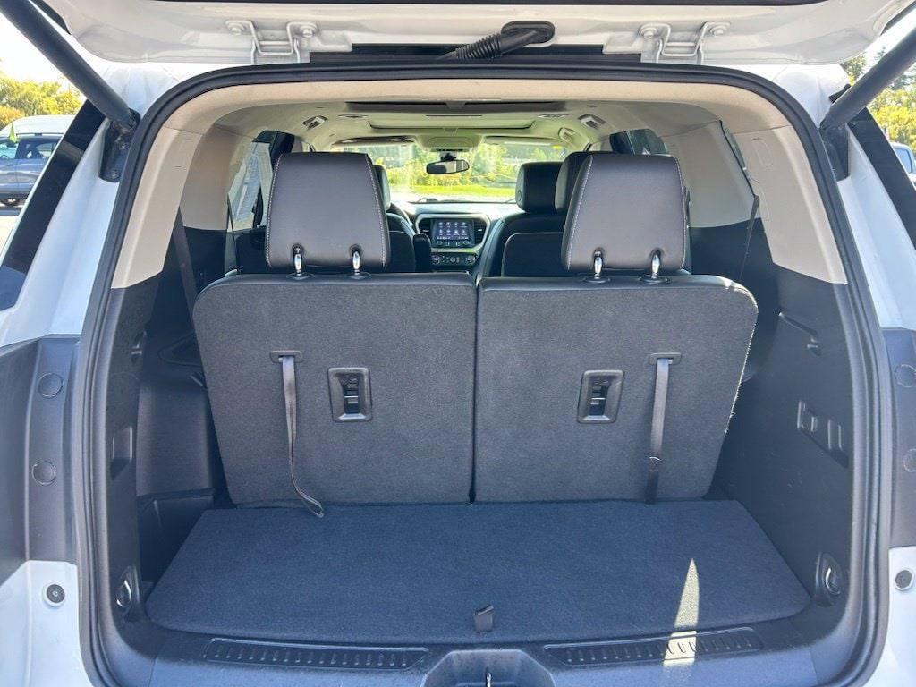 2023 GMC Acadia Denali - Photo 22