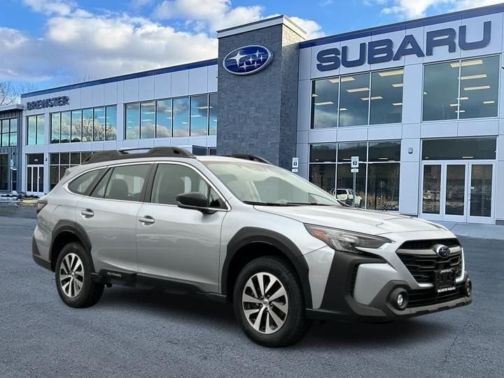 2023 Subaru Outback Base's photo