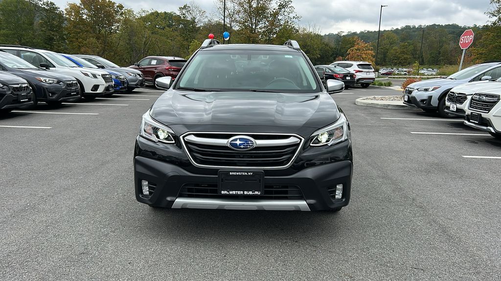 2022 Subaru Outback Touring XT photo 2