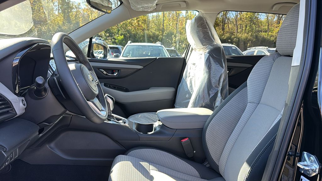 2025 Subaru Outback Premium - Photo 7