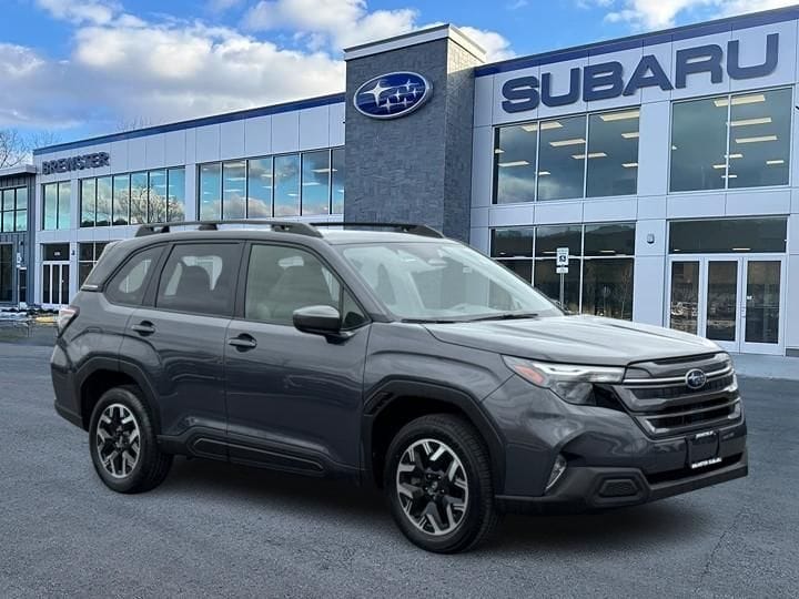 2025 Subaru Forester Premium's photo