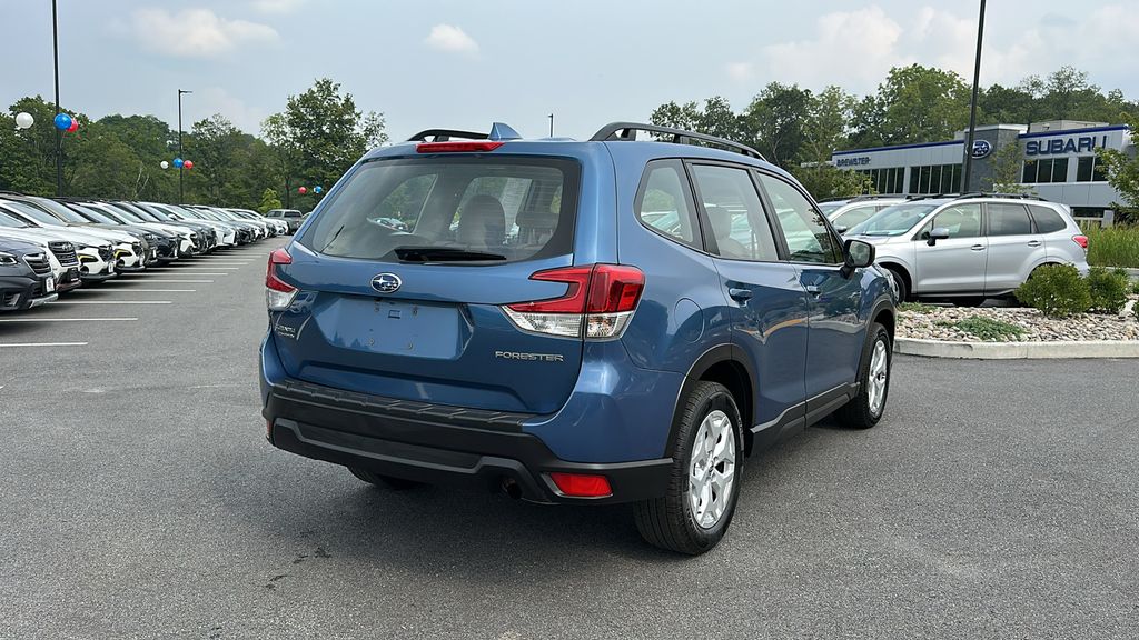 2023 Subaru Forester Base photo 2