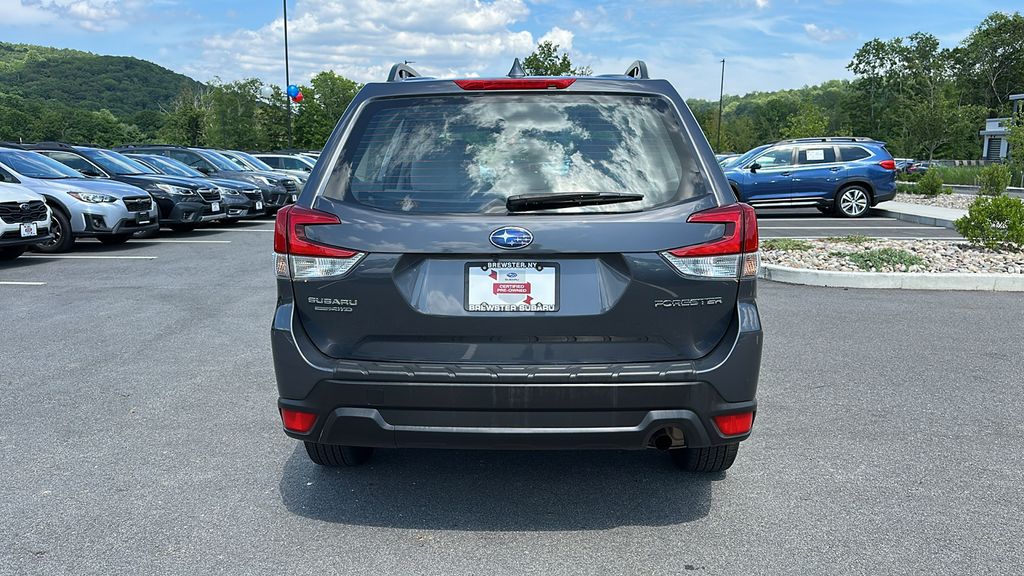 2022 Subaru Forester Base photo 3