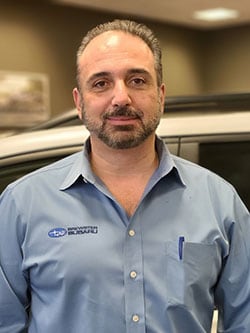 Staff member Nelson Demelo from ID_9354e2852767