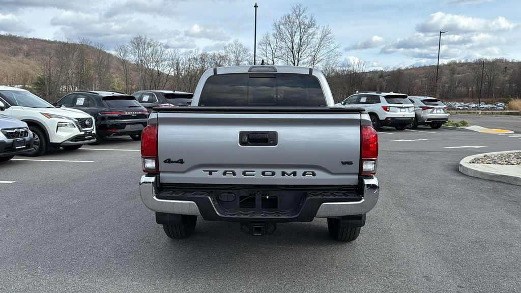 2021 Toyota Tacoma SR5 photo 4
