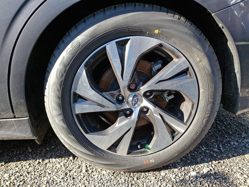 2025 Subaru Legacy Premium photo 3