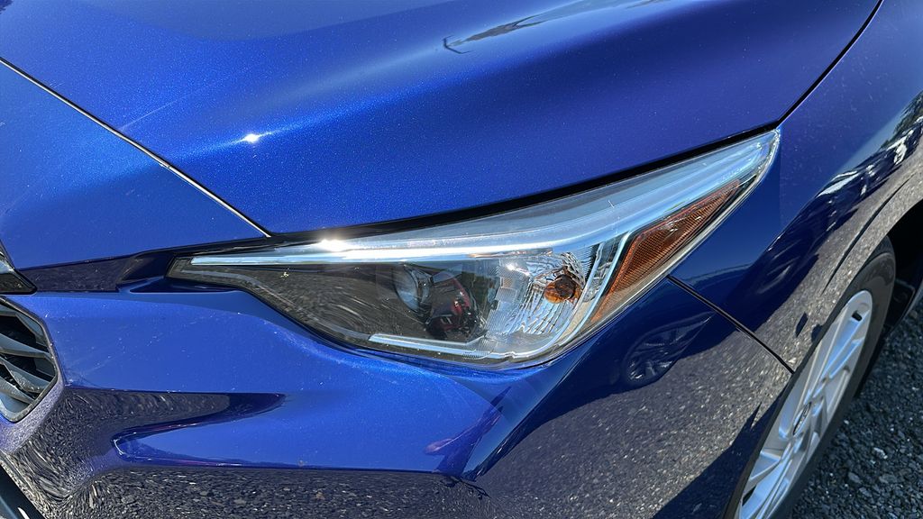 2025 Subaru Impreza Base photo 4