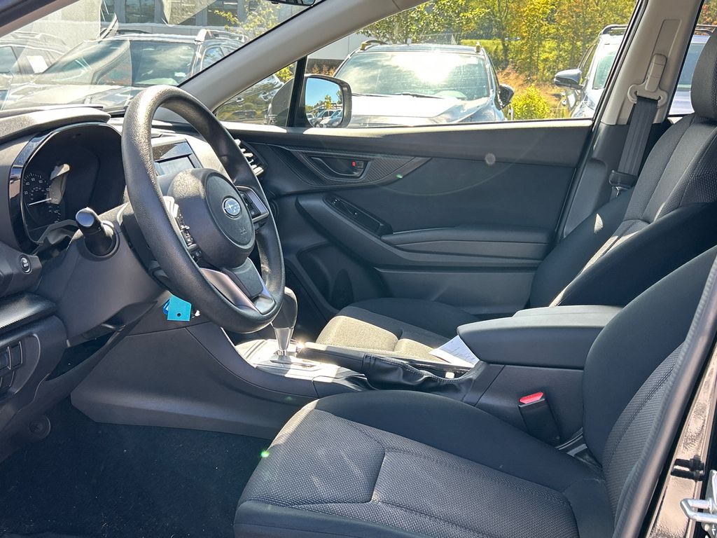 2023 Subaru Crosstrek Base photo 2
