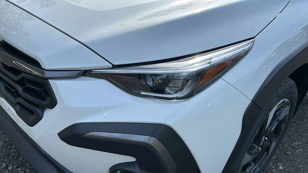 2025 Subaru Crosstrek Limited photo 4