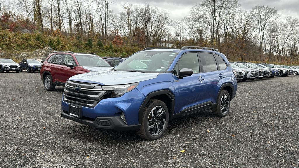2025 Subaru Forester Premium photo 2