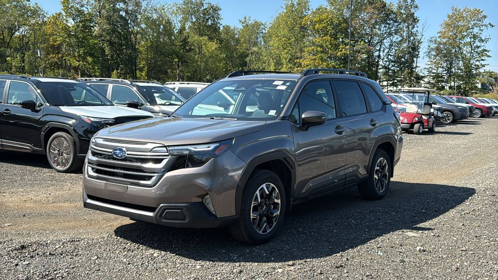 2025 Subaru Forester Premium Base photo 2