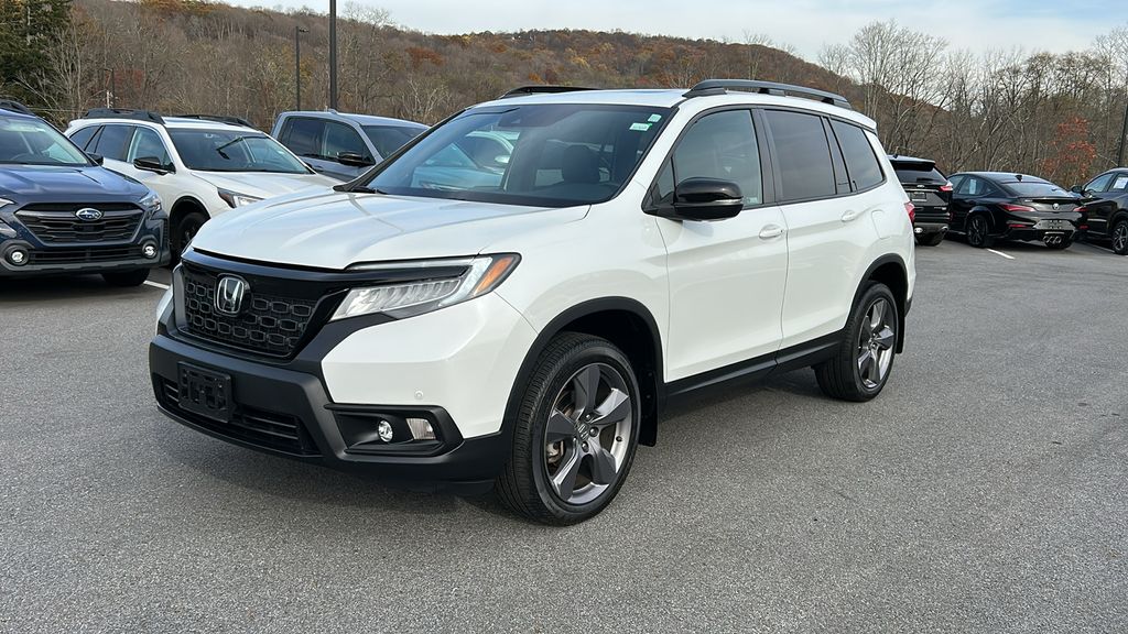 2021 Honda Passport Touring photo 3
