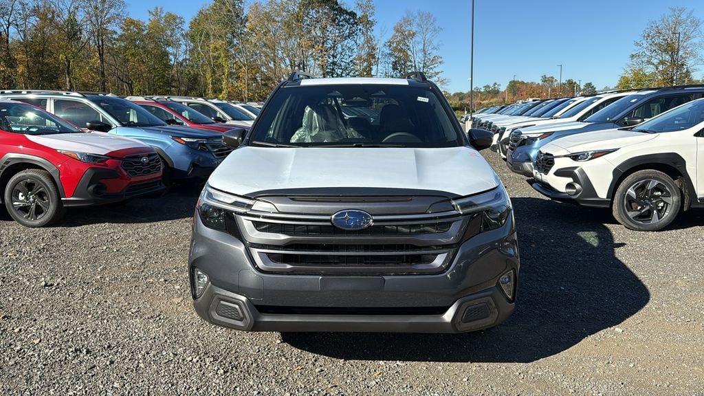 New 2025 Subaru Forester Hybrid Limited SUV