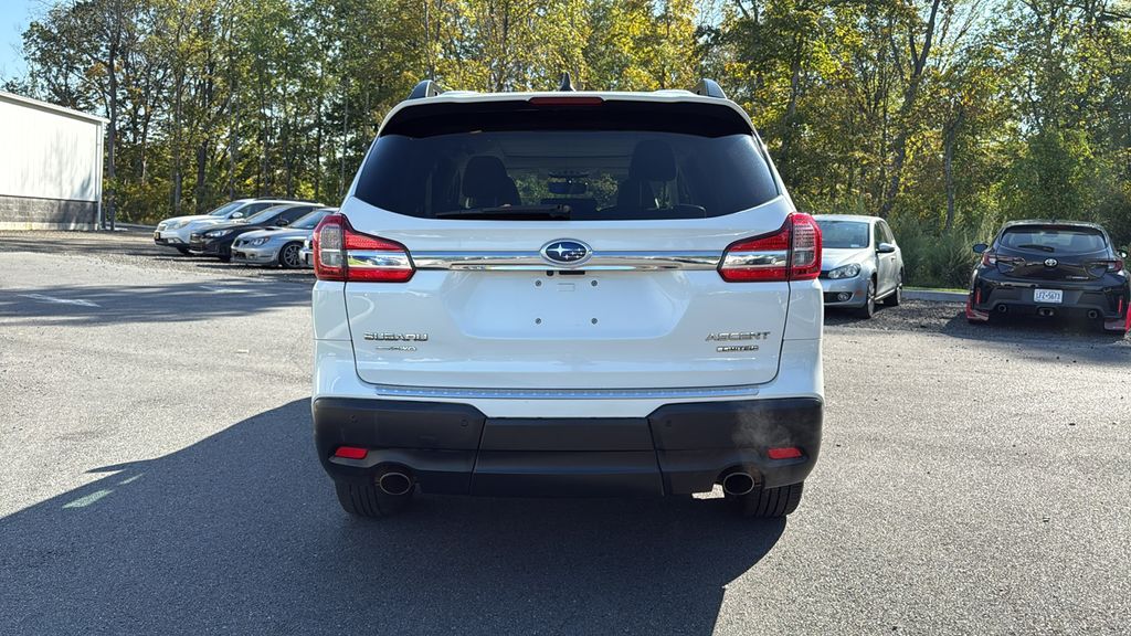 2020 Subaru Ascent Limited photo 3