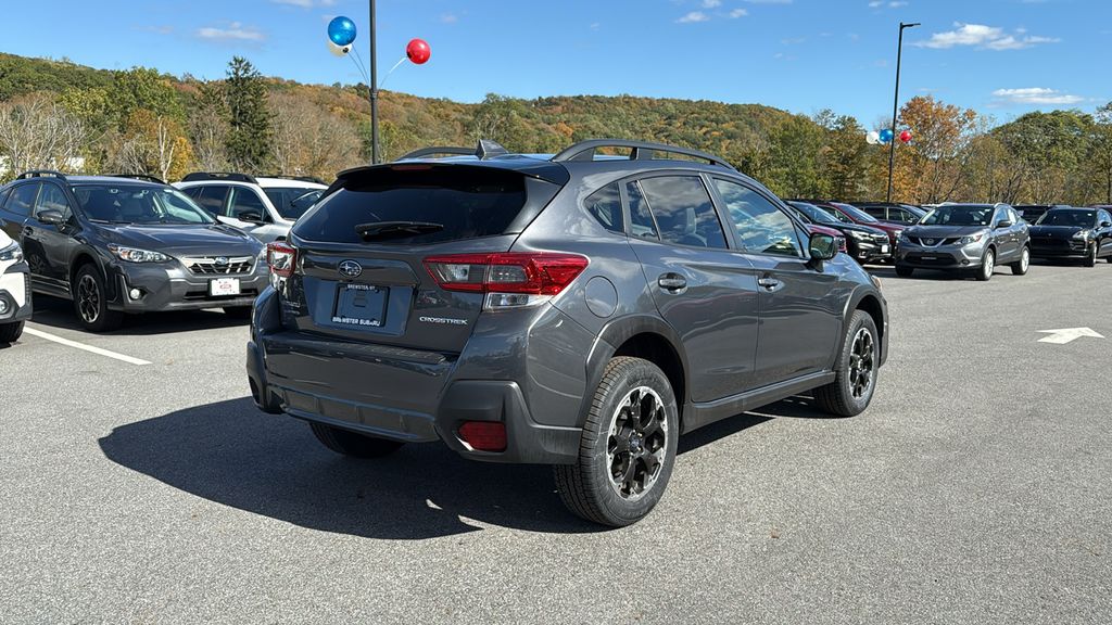 2023 Subaru Crosstrek Premium photo 2