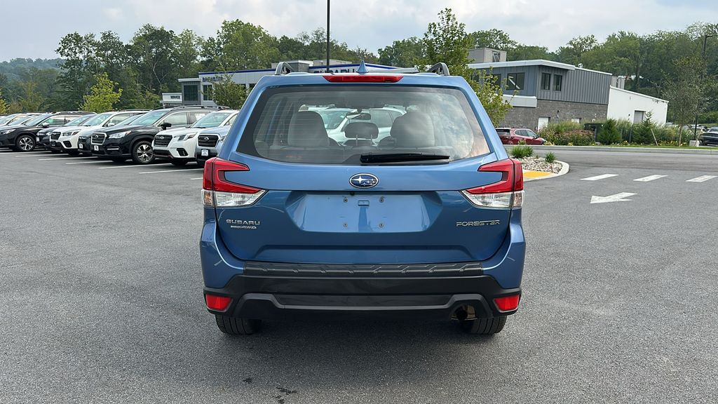 2023 Subaru Forester Base photo 3