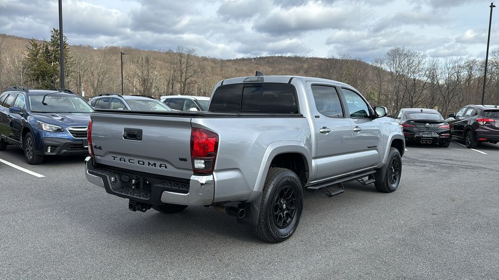 2021 Toyota Tacoma SR5 photo 3