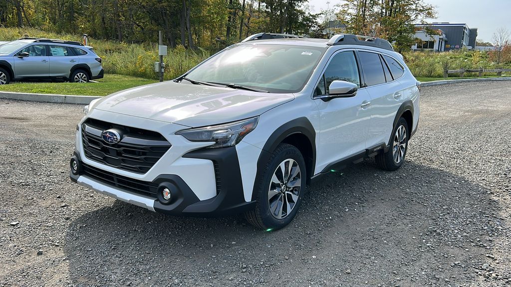 2025 Subaru Outback Touring XT photo 2